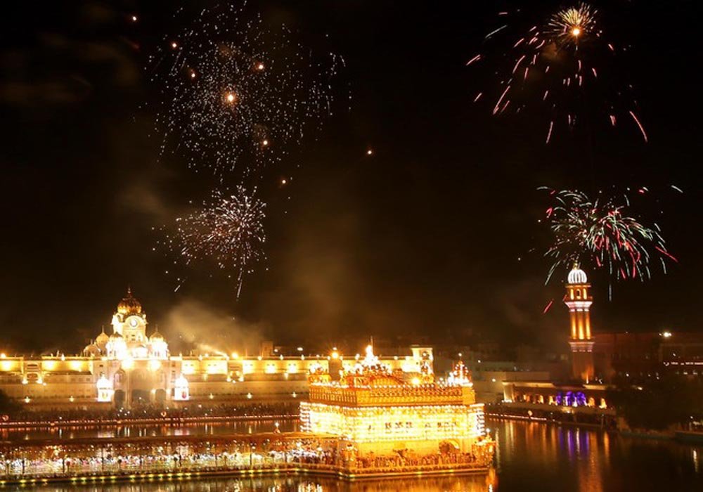 Amritsar New Year Package, Amritsar New Year Eve Party - TrvMe