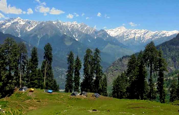 saurkundi pass trek height